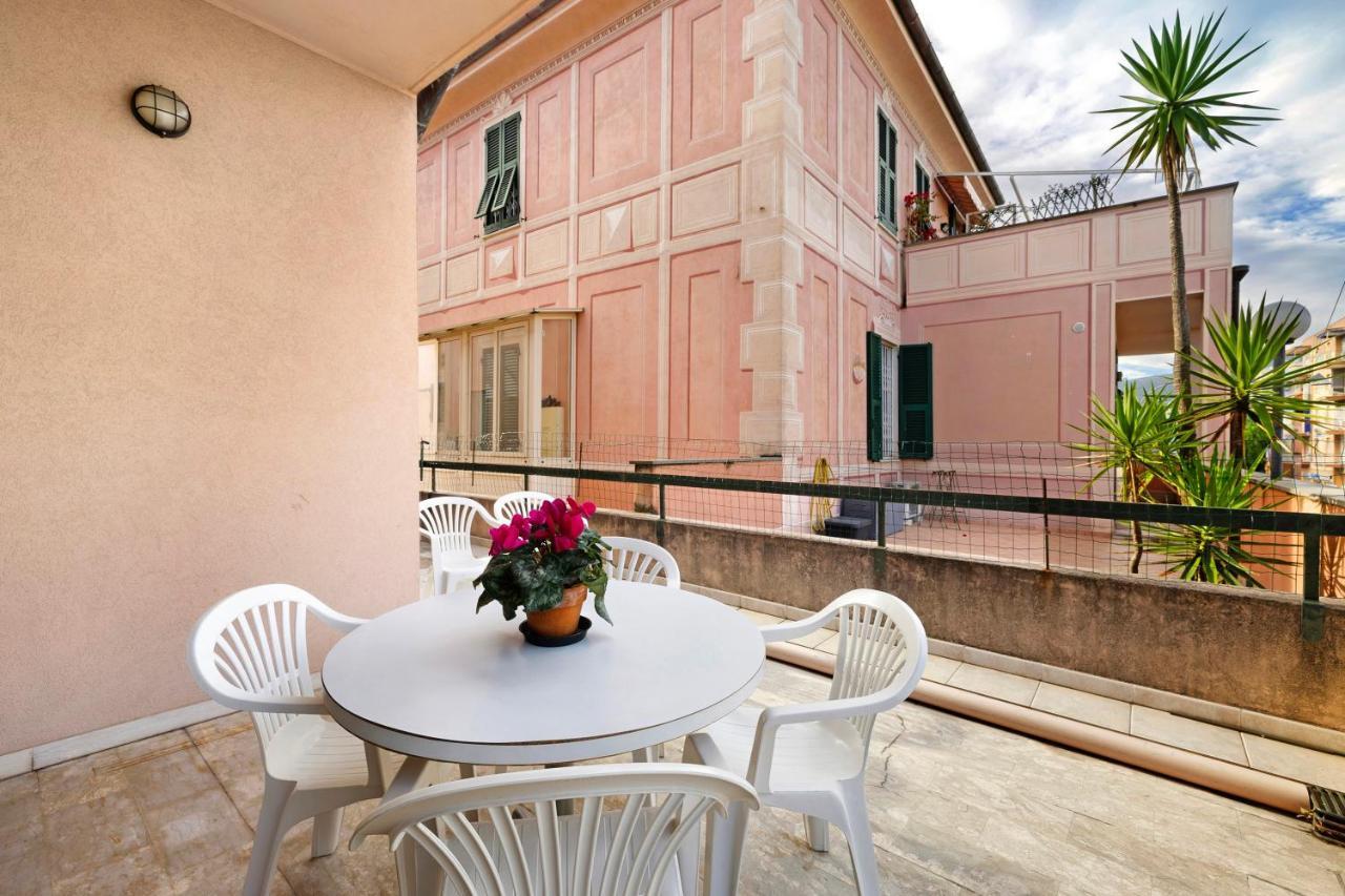 Casa Rosa Lägenhet Loano Exteriör bild