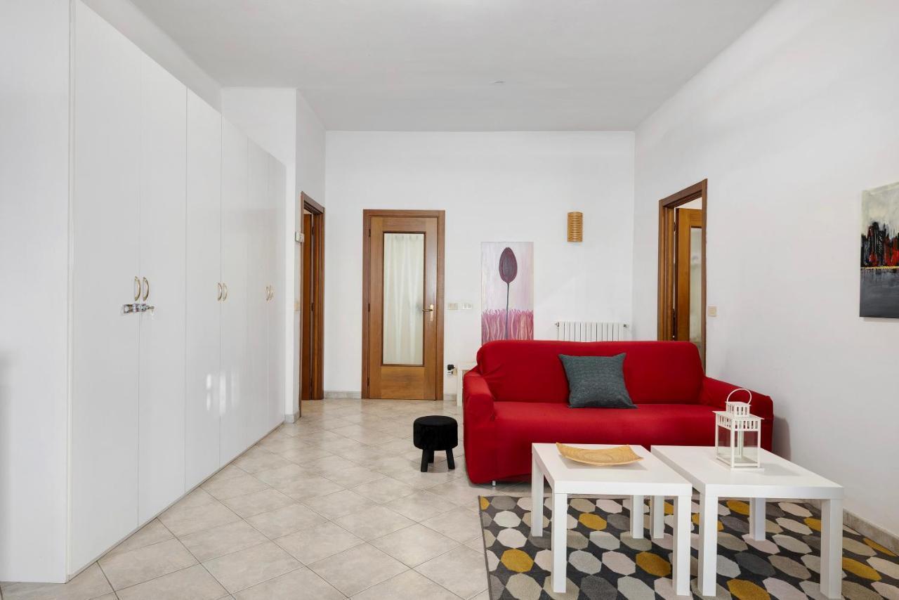 Casa Rosa Lägenhet Loano Exteriör bild